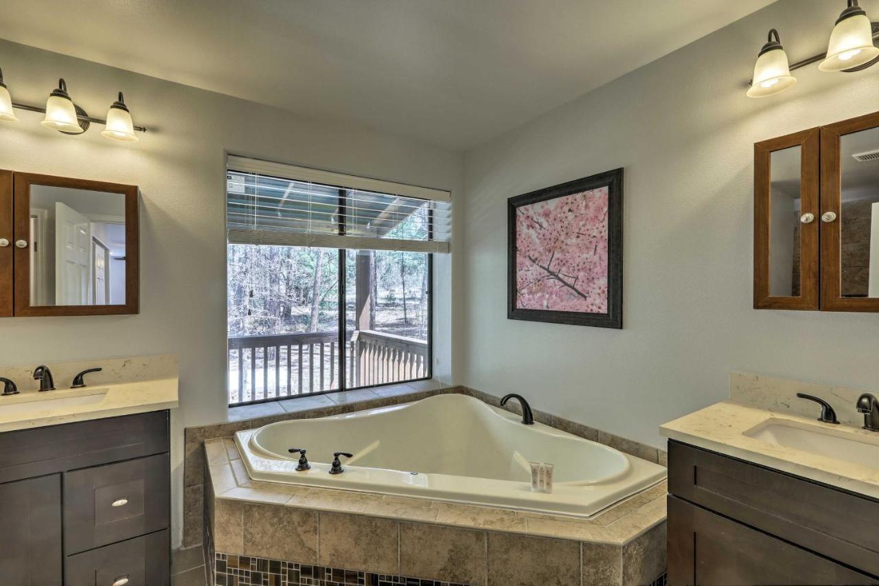 Spacious Pinetop-Lakeside Home With Hot Tub And Grill! Zewnętrze zdjęcie